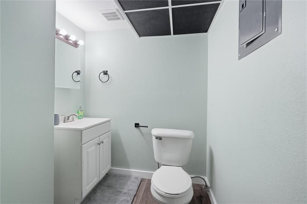 1328 SE Piccadilly Street — photo 18