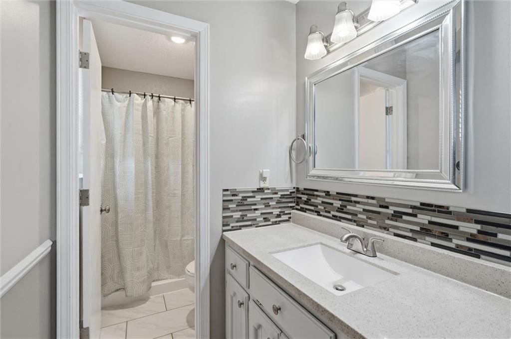 1328 SE Piccadilly Street — photo 20