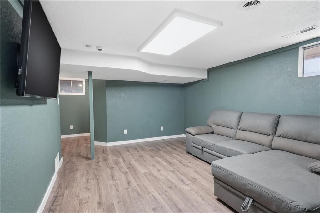 1328 SE Piccadilly Street — photo 22