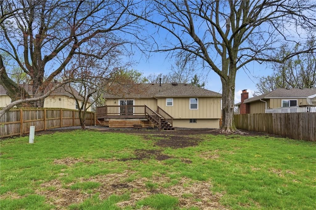1328 SE Piccadilly Street — photo 24