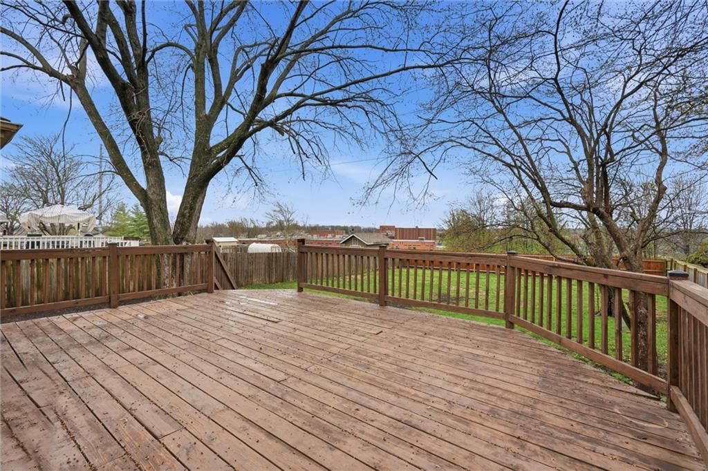 1328 SE Piccadilly Street — photo 27