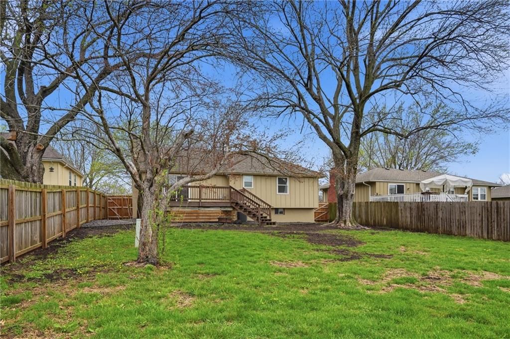 1328 SE Piccadilly Street — photo 28