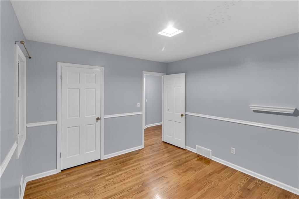 3629 S Forest Avenue — photo 14