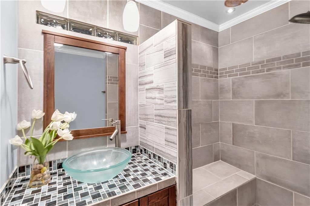 3629 S Forest Avenue — photo 18
