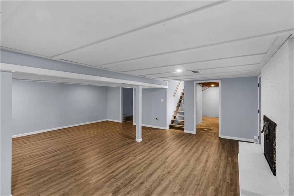 3629 S Forest Avenue — photo 24