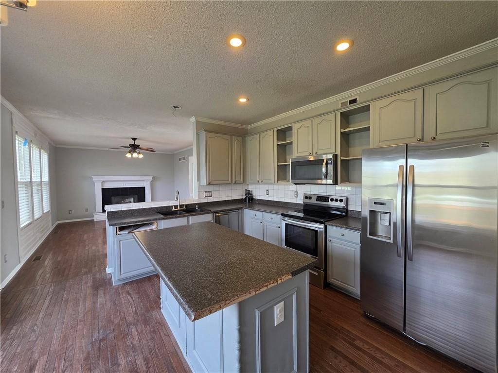 15113 W 156th Terrace — photo 8