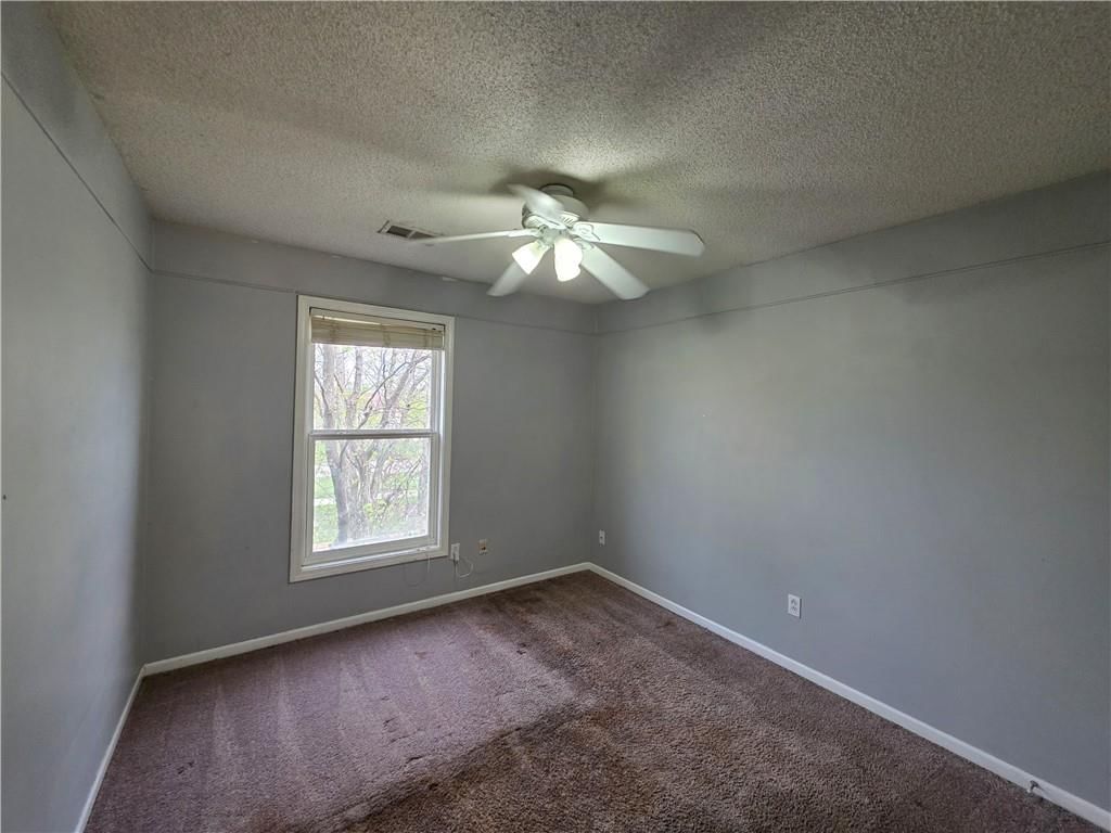 15113 W 156th Terrace — photo 23