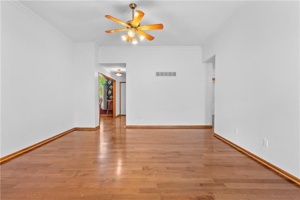 5233 Downey Avenue — photo 7