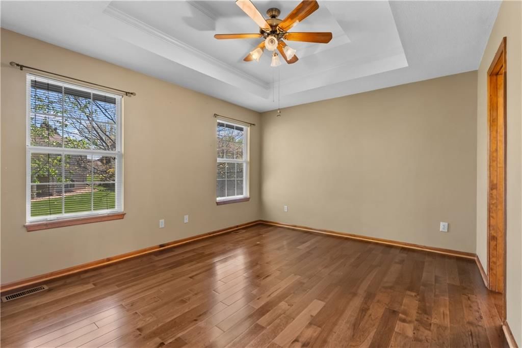 5233 Downey Avenue — photo 18
