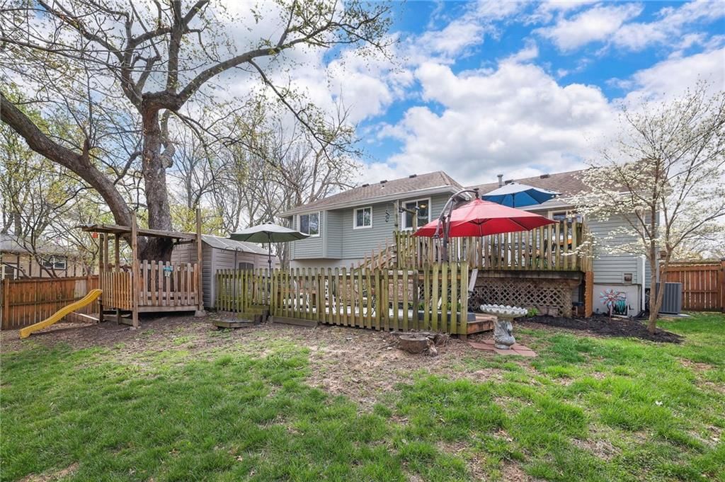 205 SW Richwood Lane — photo 41