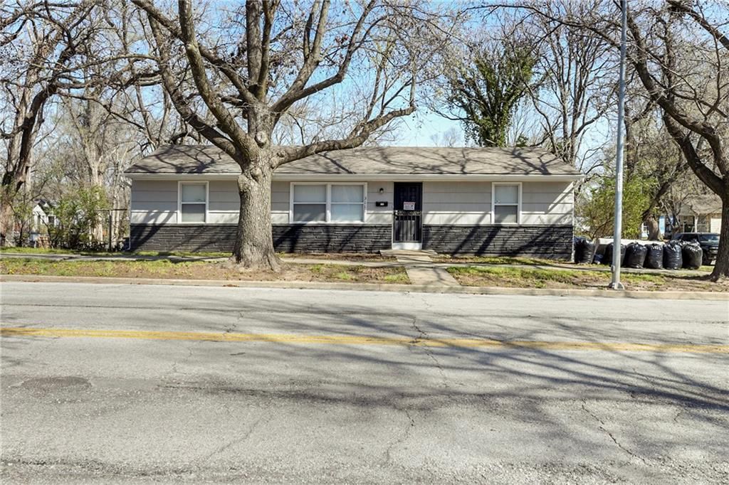 3116 E Gregory Boulevard — photo 3