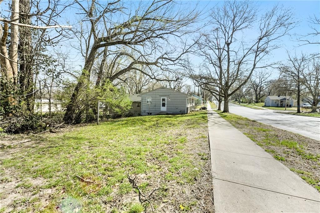 3116 E Gregory Boulevard — photo 6