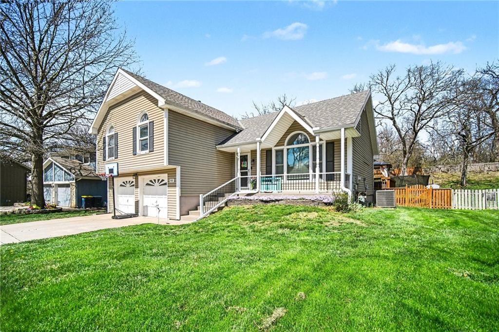 508 NW 73rd Terrace, Kansas City, MO
