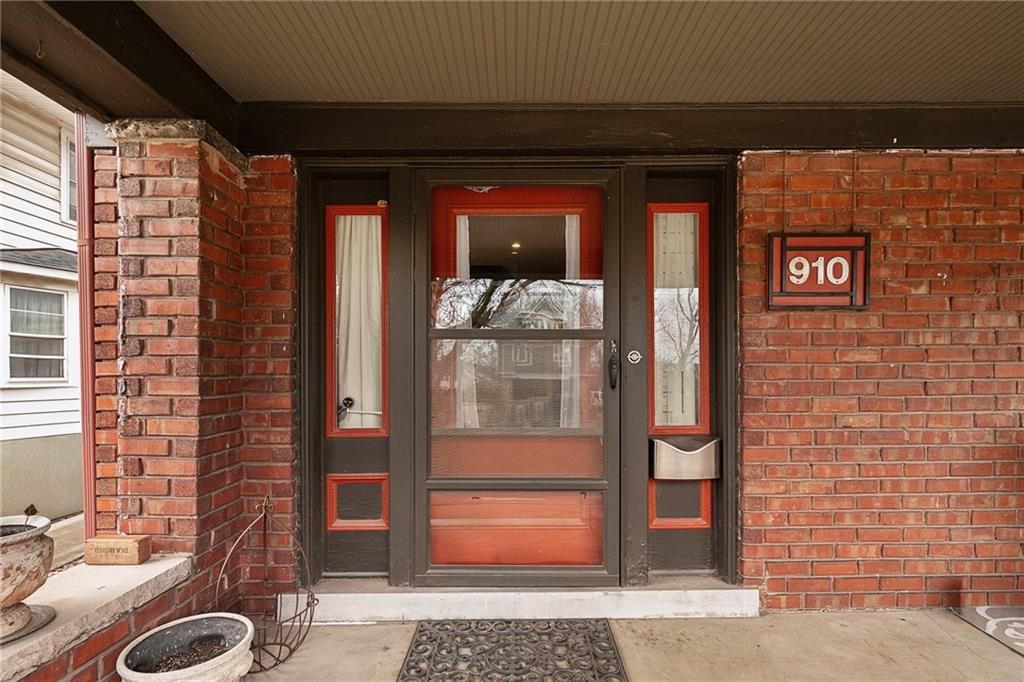 910 W 33rd Terrace — photo 3