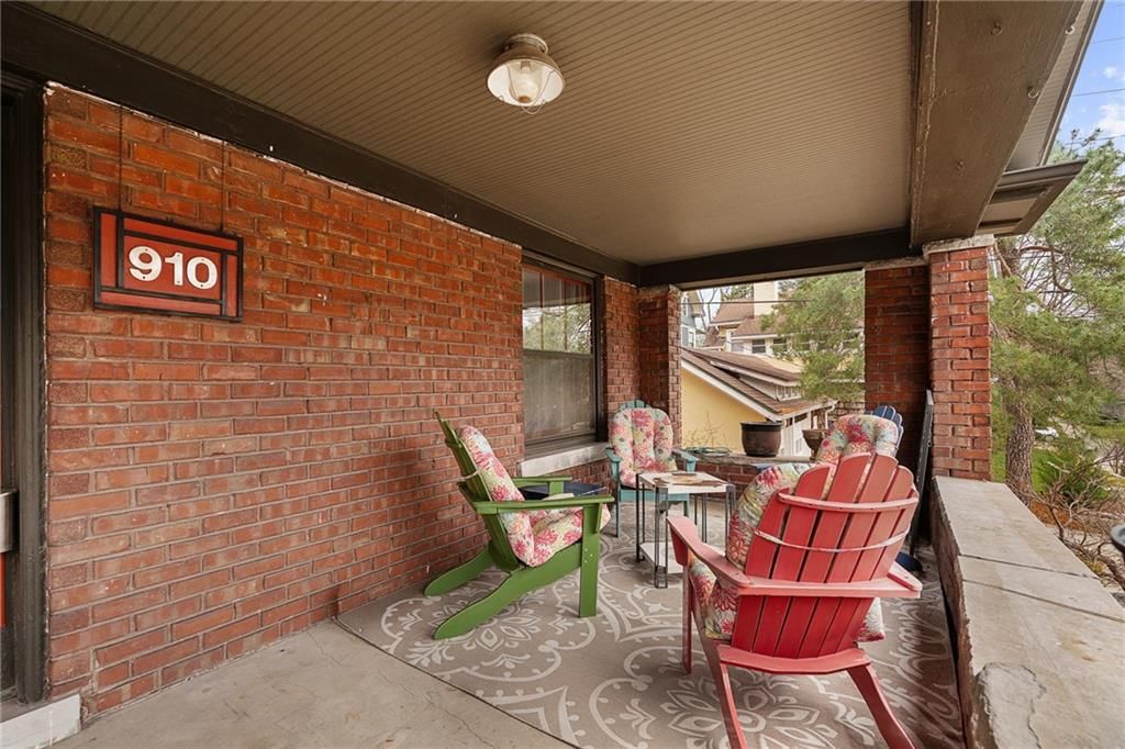 910 W 33rd Terrace — photo 4
