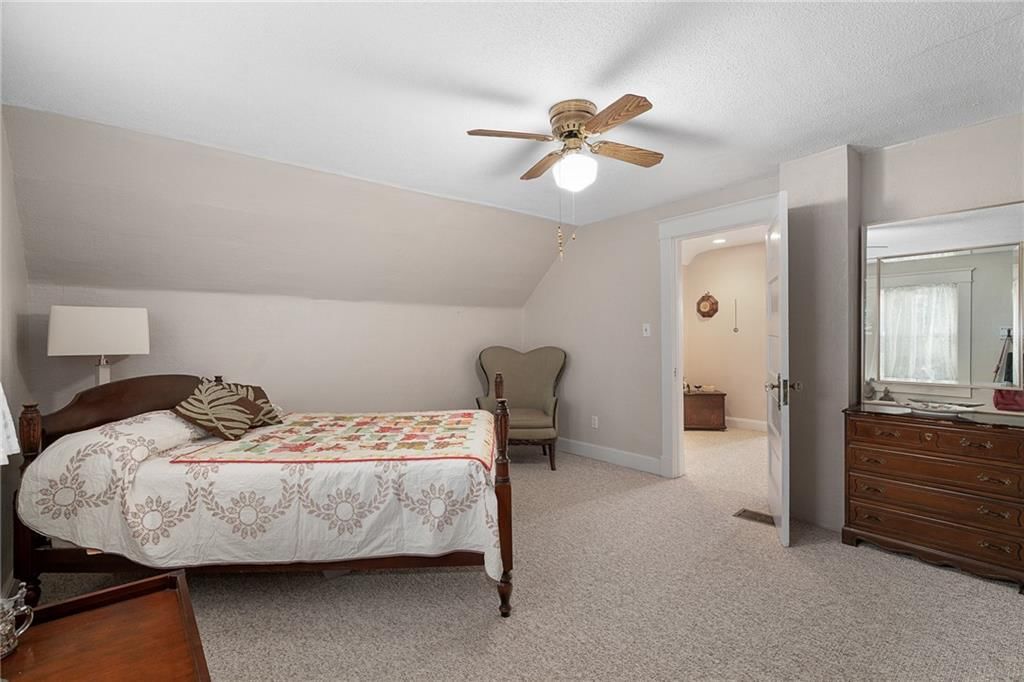 910 W 33rd Terrace — photo 33