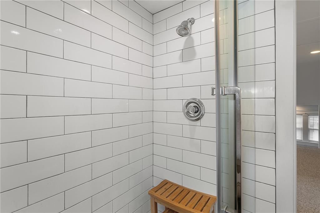 910 W 33rd Terrace — photo 37