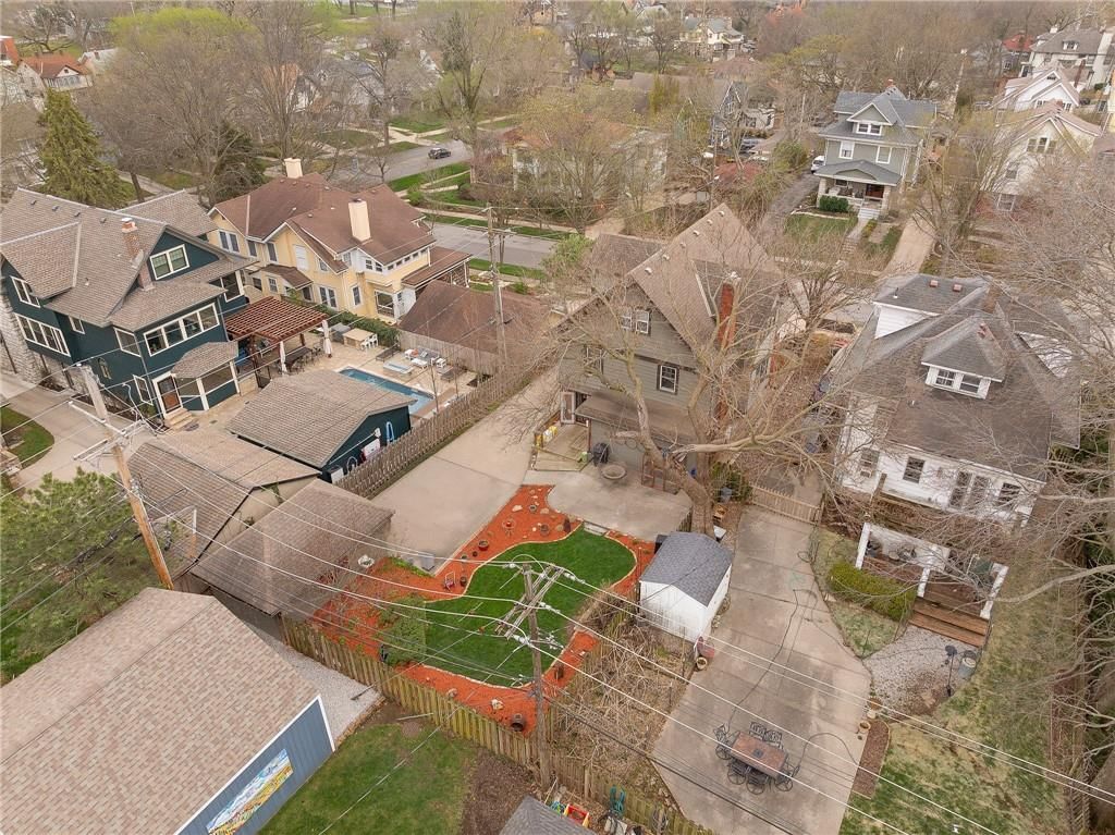 910 W 33rd Terrace — photo 45