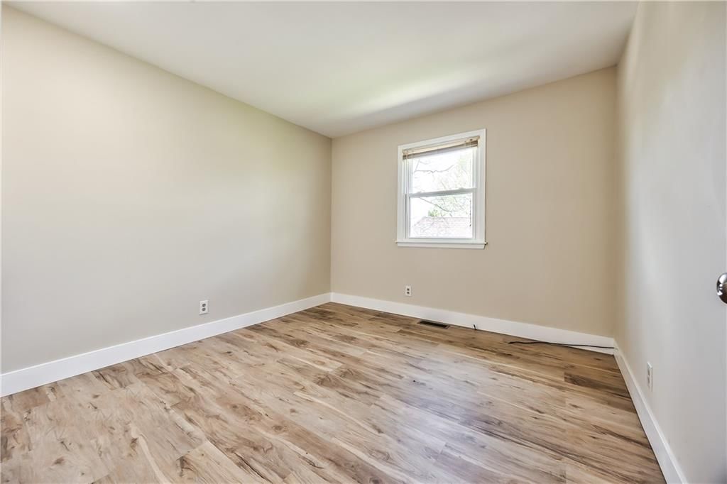 14102 W 69th Street — photo 12