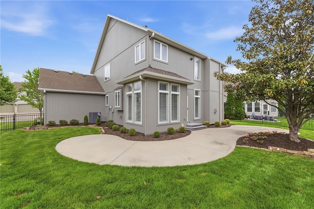 13221 Falmouth Street — photo 43