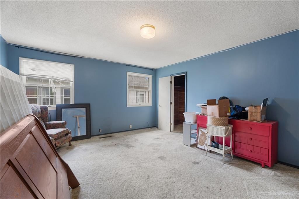 1302 W 4th Street — photo 18