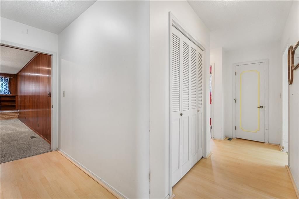 1302 W 4th Street — photo 25