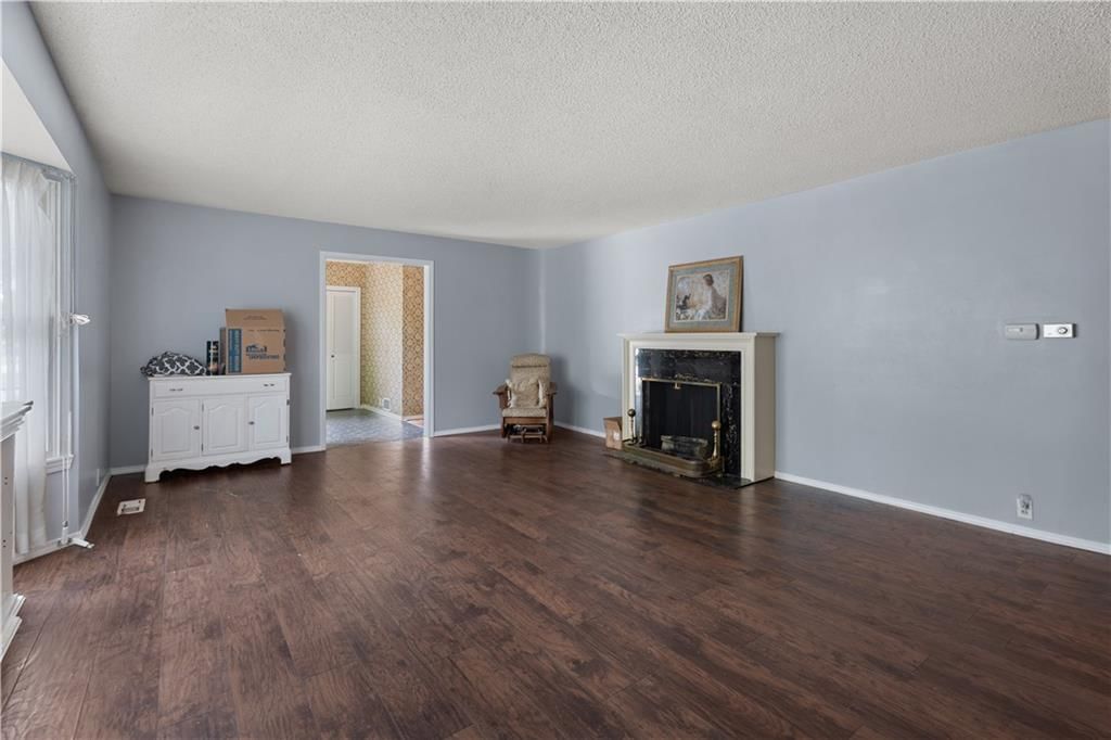 1302 W 4th Street — photo 26