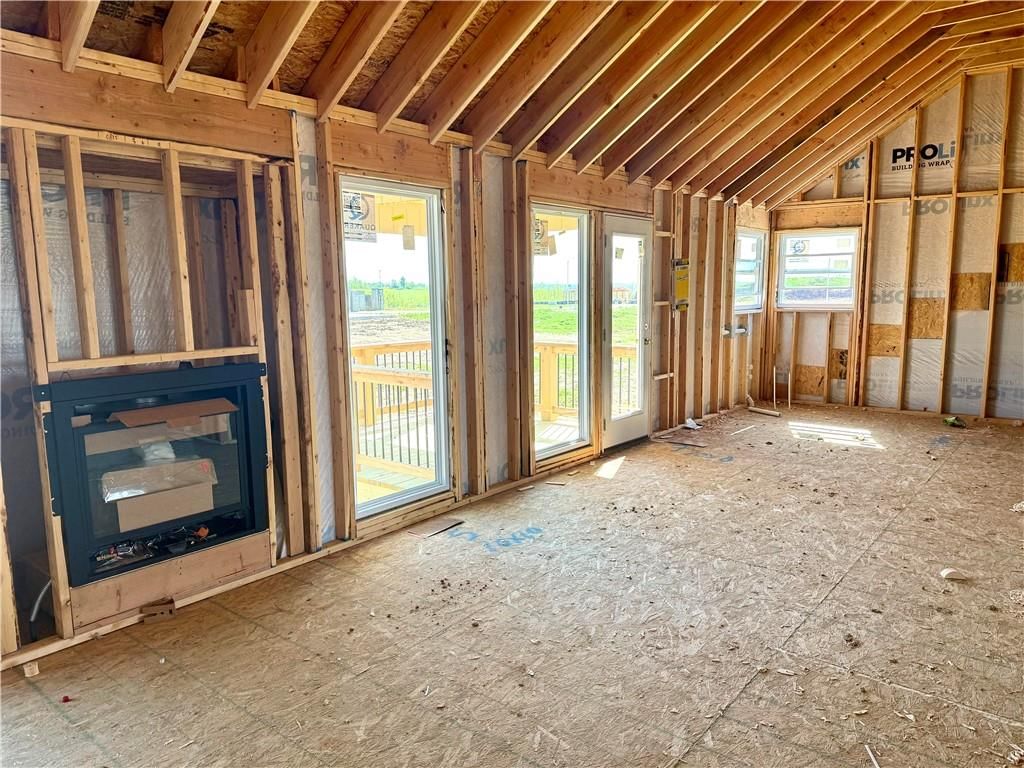 10135 N Poplar Avenue — photo 3