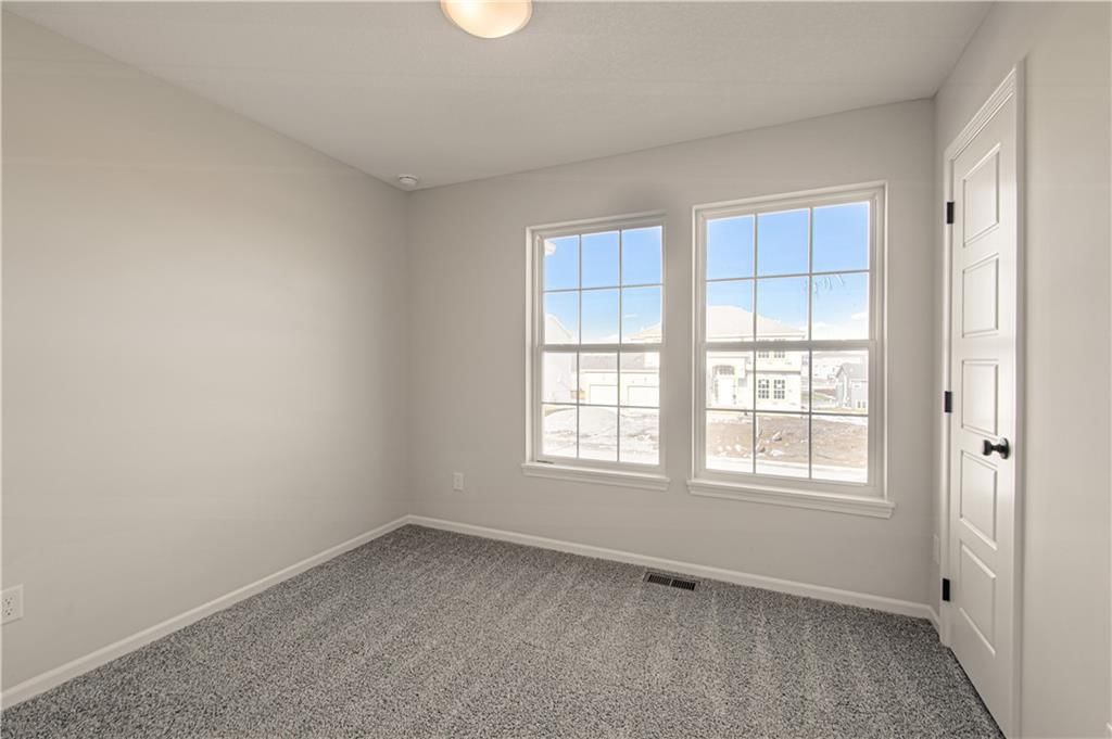 10135 N Poplar Avenue — photo 20