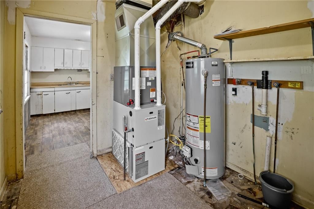 706 N Broadway Street — photo 8