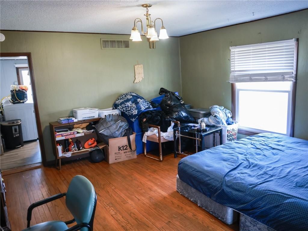 432 W Crowder Road — photo 4