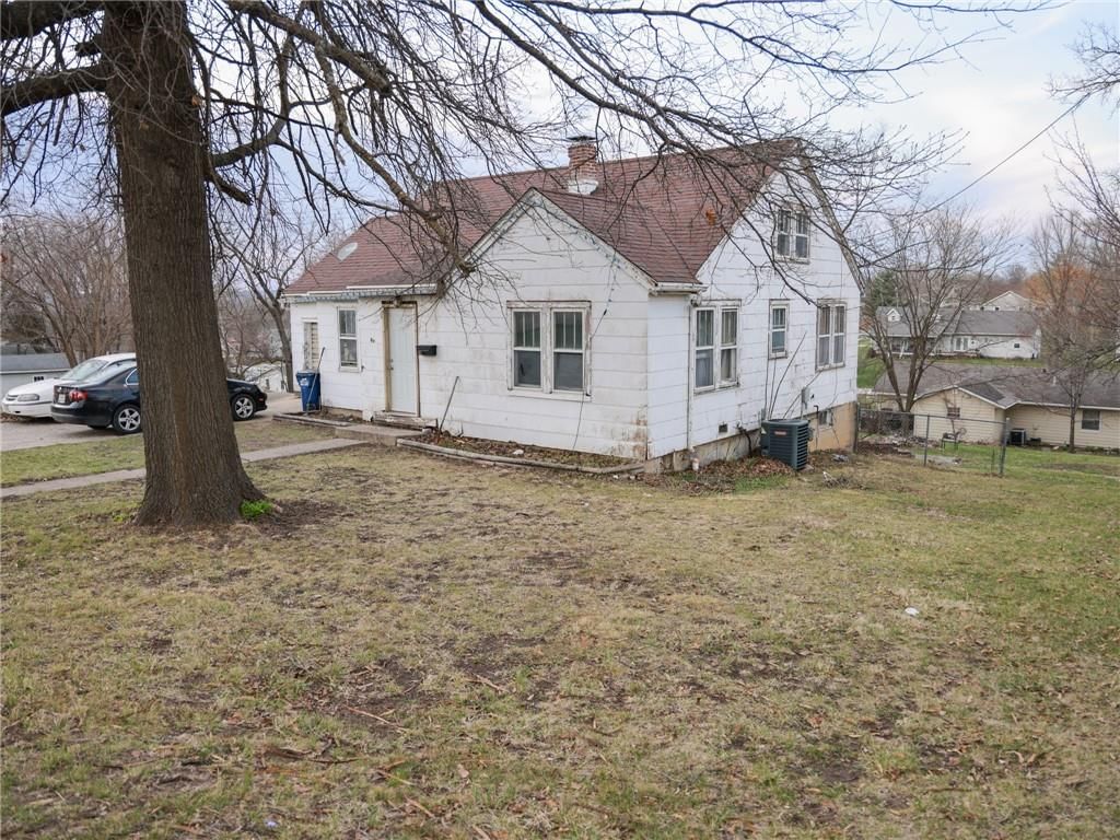 903 E Grant Street — photo 2