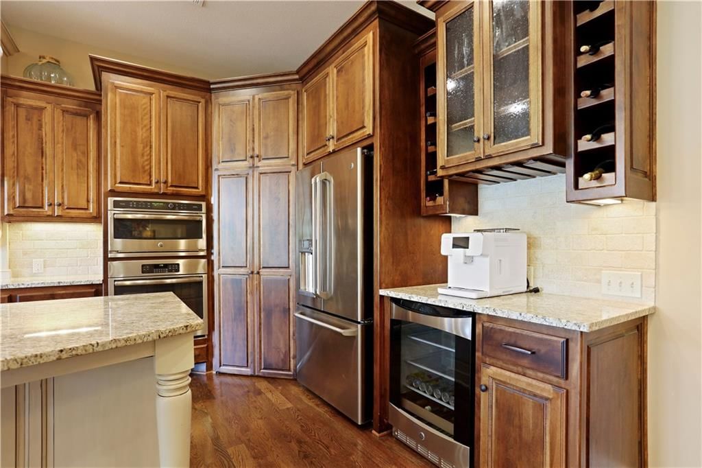 9702 Shady Bend Circle — photo 14