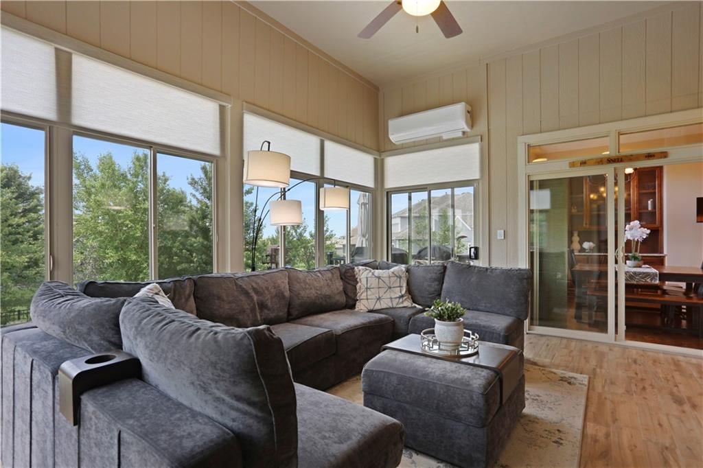 9702 Shady Bend Circle — photo 16