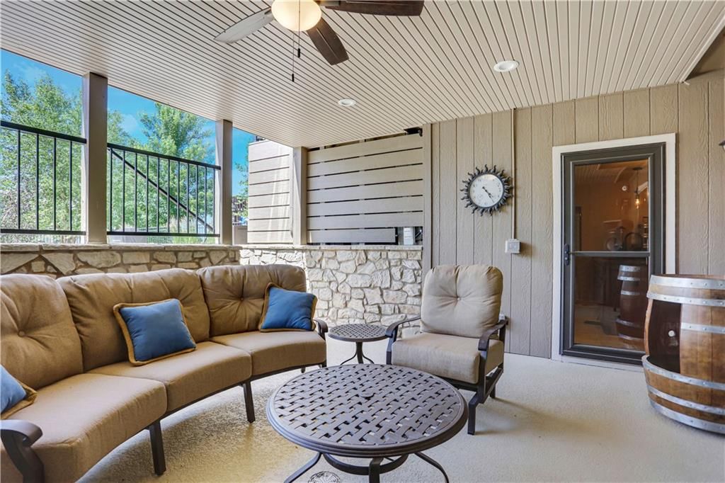 9702 Shady Bend Circle — photo 35