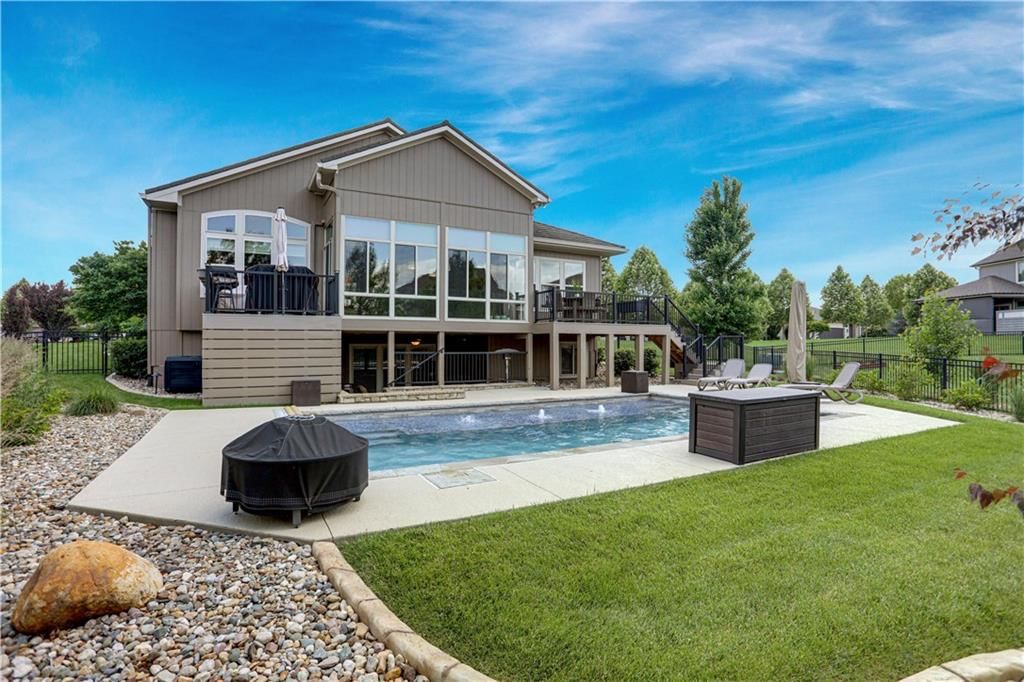 9702 Shady Bend Circle — photo 40
