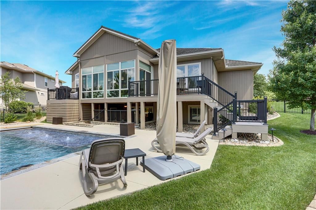 9702 Shady Bend Circle — photo 43