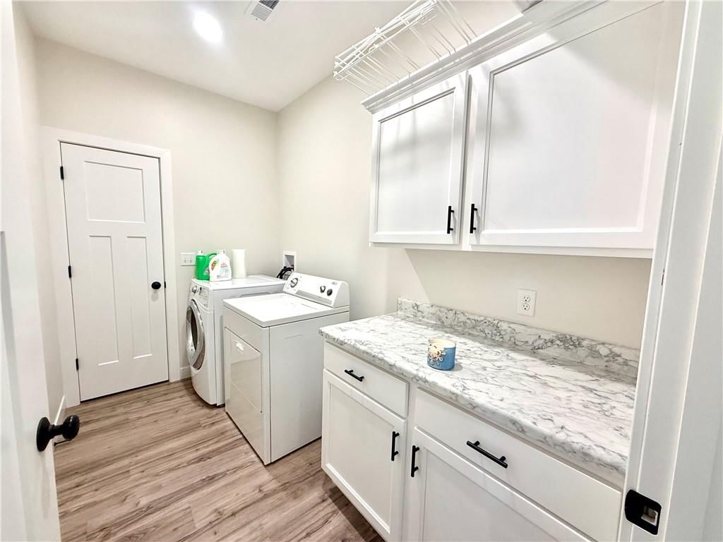 1328 W 19th Street — photo 9
