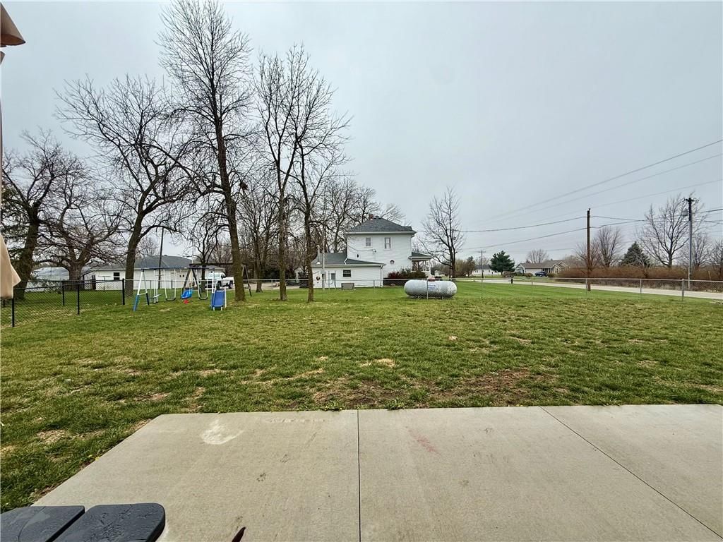 1328 W 19th Street — photo 17
