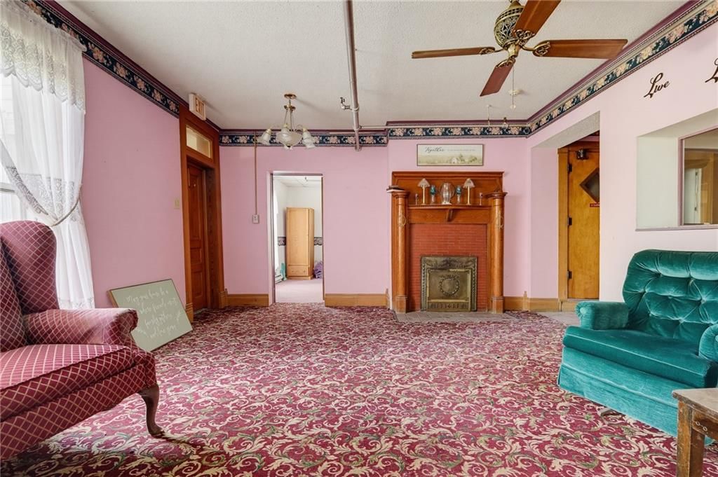 308 S Broadway Street — photo 20