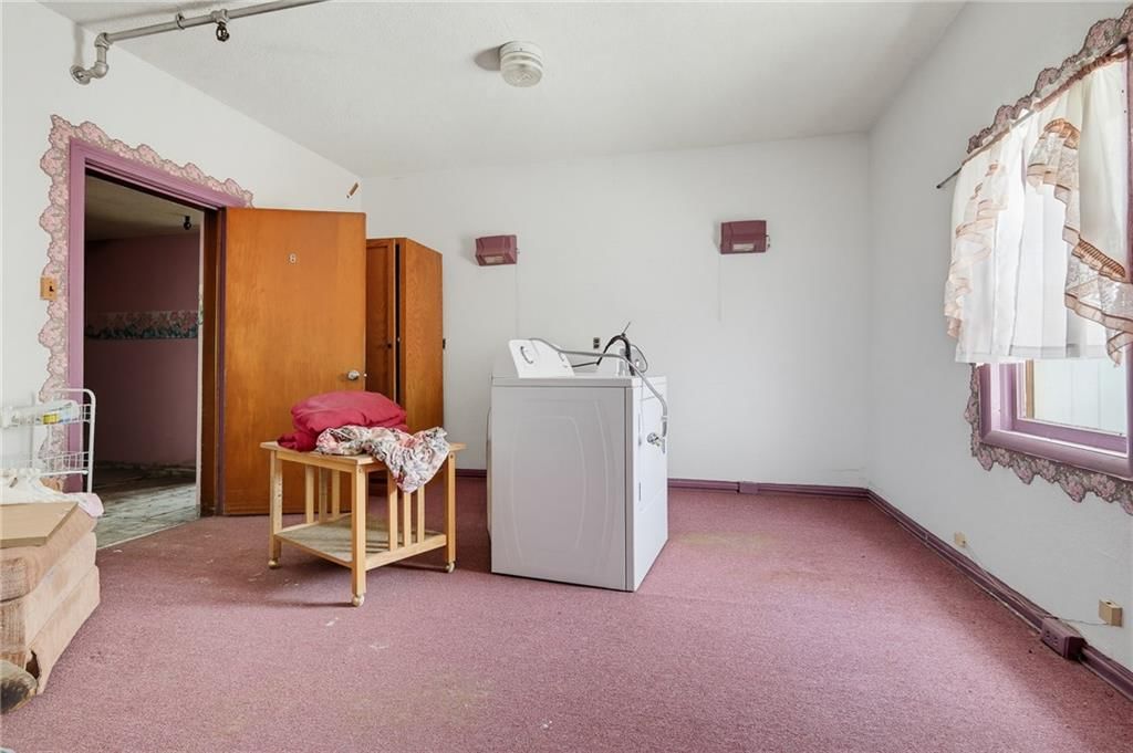 308 S Broadway Street — photo 29