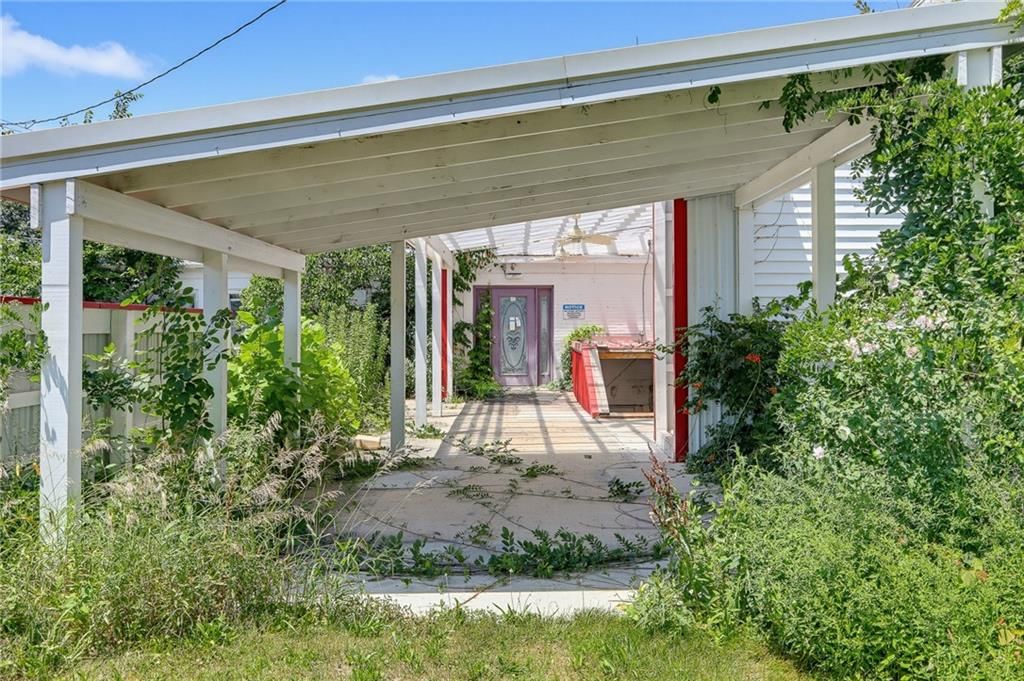 308 S Broadway Street — photo 81