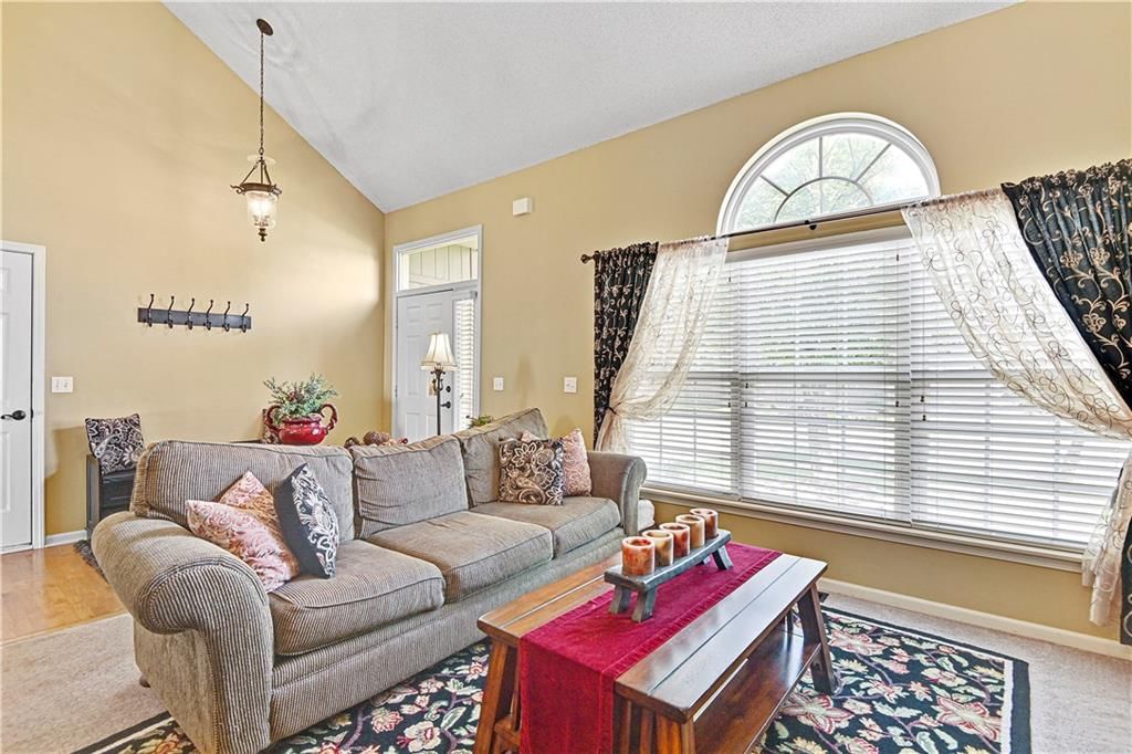 13254 Reeder Street — photo 8