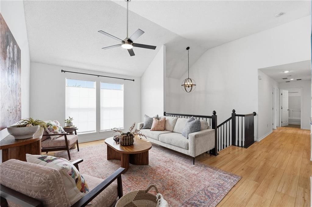 12437 S Pine Street — photo 3