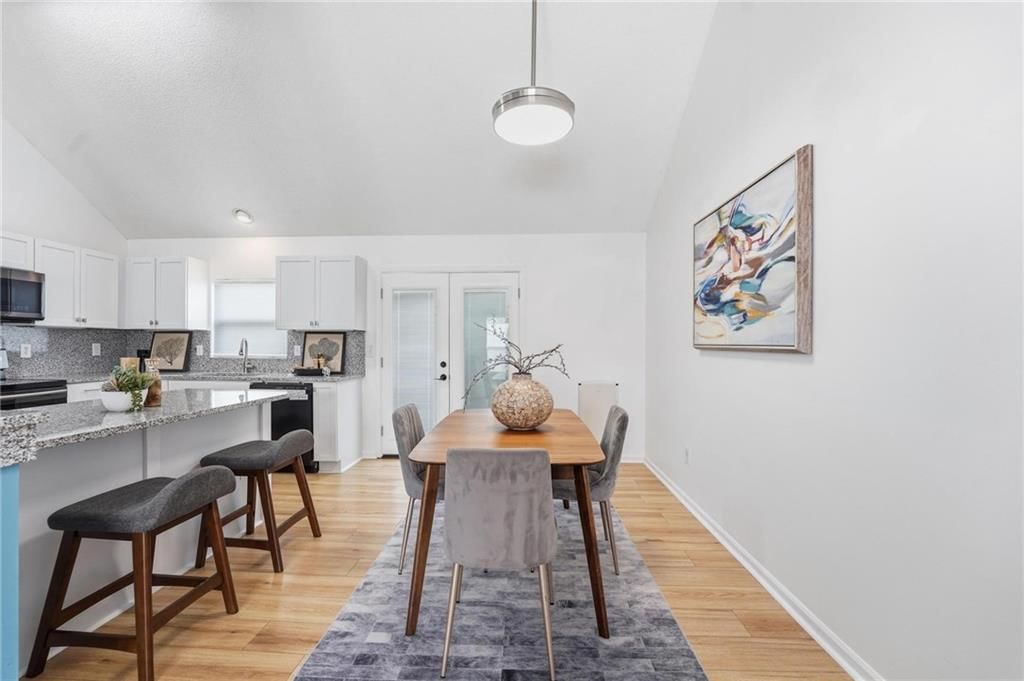 12437 S Pine Street — photo 8