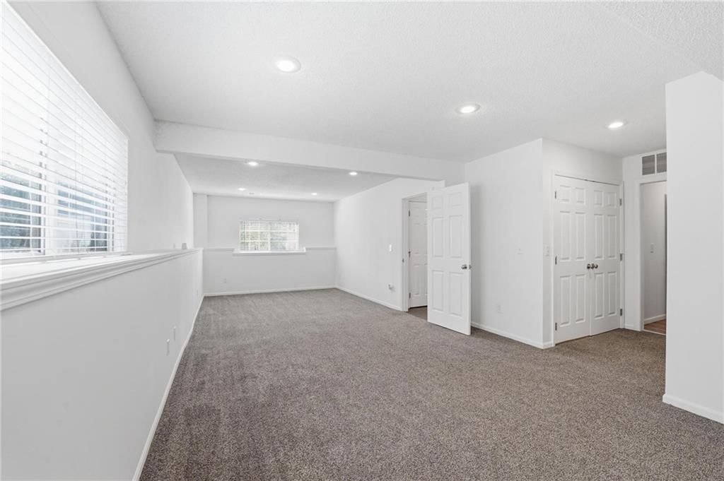 12437 S Pine Street — photo 39