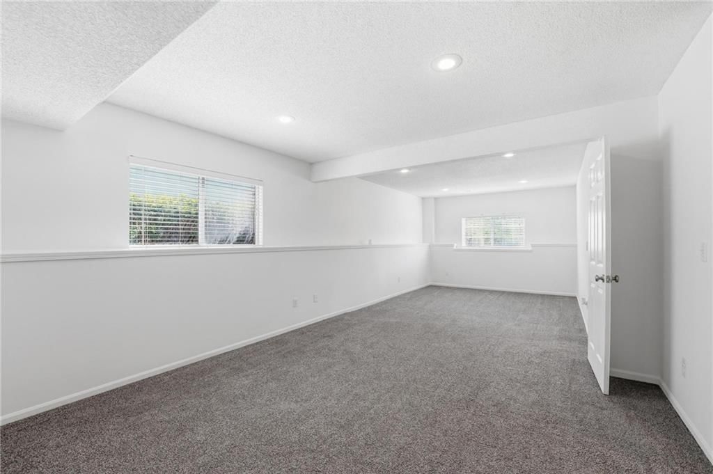 12437 S Pine Street — photo 40