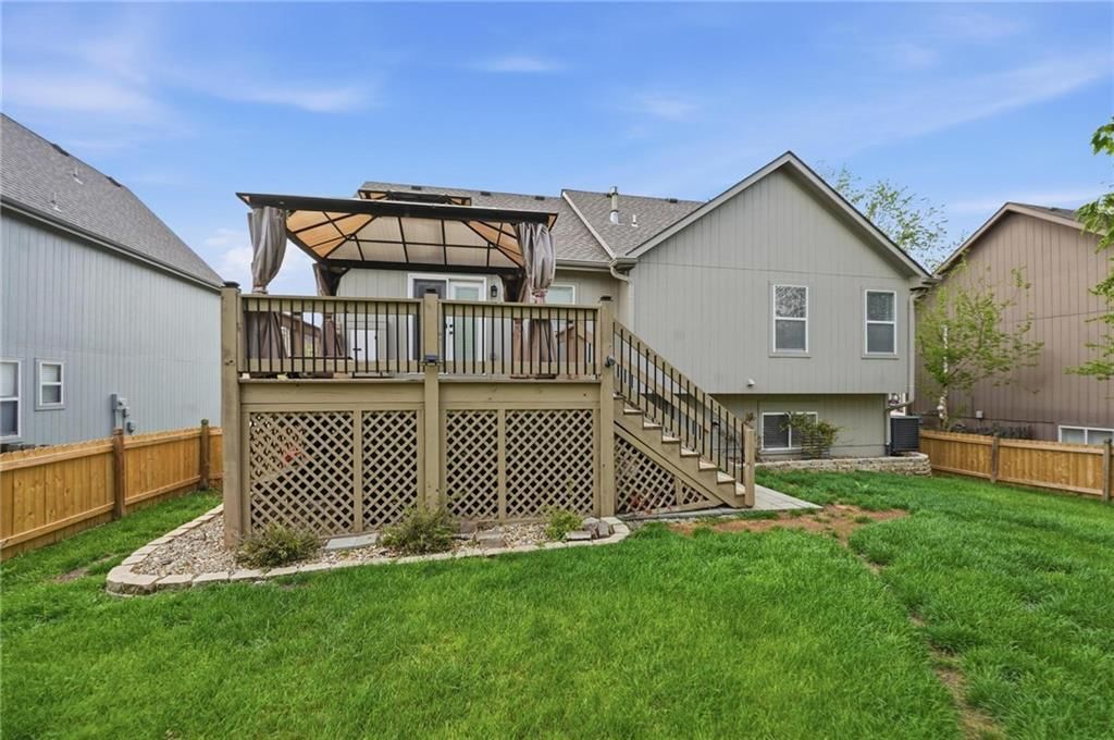 12437 S Pine Street — photo 53
