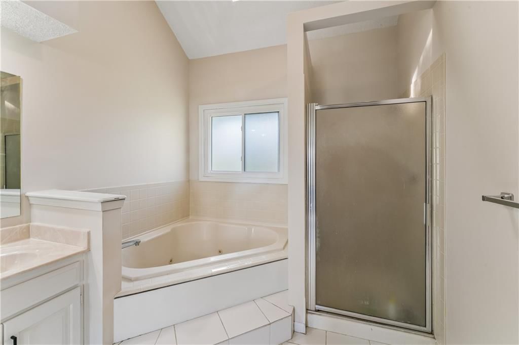 14985 Forest View Court — photo 32