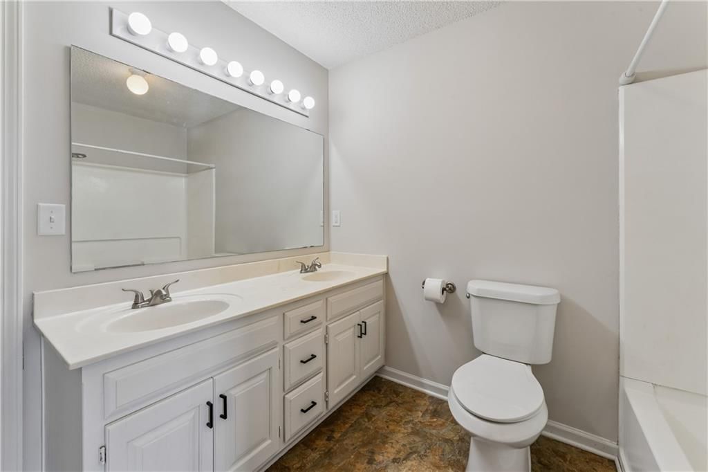 14985 Forest View Court — photo 38
